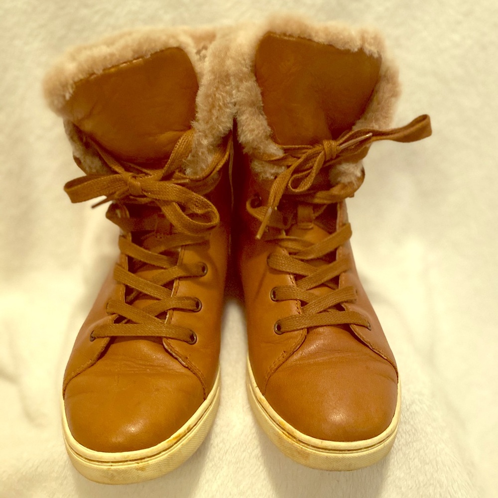 UGG Women's Croft Luxe Quilt Shoes